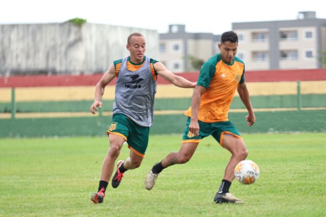 Clássico pela frente