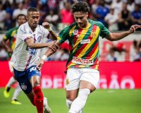 Bahia e Sampaio se enfrentaram na noite desta quinta, 23, na Arena Fonte Nova (Foto: Paulinho Santos)